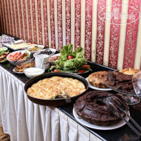 ST Hill Family Suites Hotel