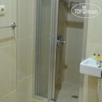 Giallo Rosso Pera Hotel 