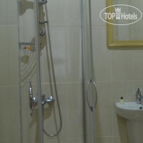 Giallo Rosso Pera Hotel 