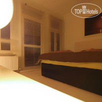 Kentish Studio Hotel 