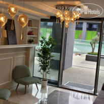 G Suites Airport Hotel Вестибюль