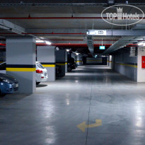 G Suites Airport Hotel Парковка