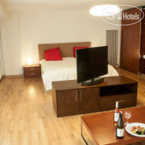 Casa Rosso Suites Hotel