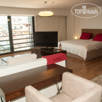 Casa Rosso Suites Hotel