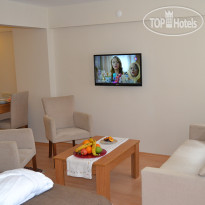 Aiza Suites Hotel