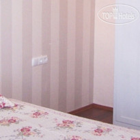 Airport House Hotel
