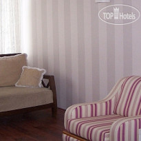 Airport House Hotel