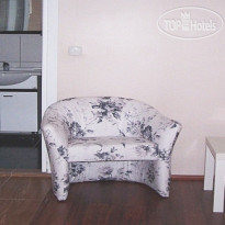 Airport House Hotel