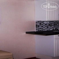 Airport House Hotel