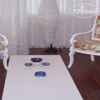 Airport House Hotel