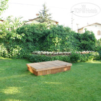 Parla Viens Suites Сад