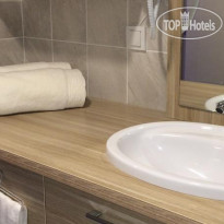 Royal Suites Hotel