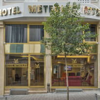 Metrolux Hotel Отель