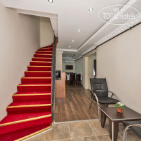 Merot Suites