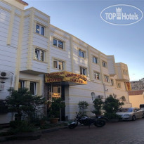 Grand Milan Hotel