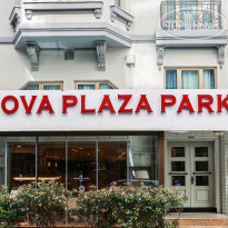 Nova Plaza Park Hotel 