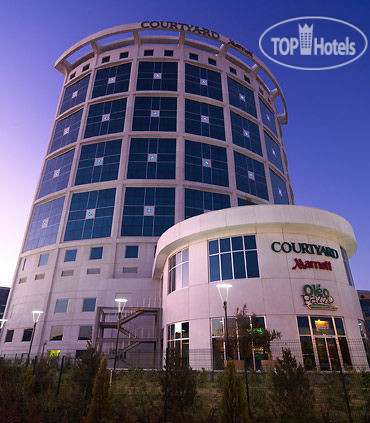 Фотографии отеля  Courtyard By Marriott Istanbul West 4*