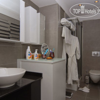 Aura Suites 
