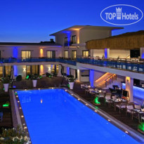 Best Western Plus Cesme Hotel Бассейн