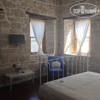 Eski Tas Hotel