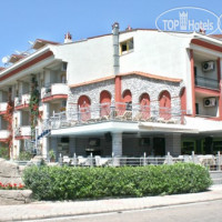 Club Dante Apartments 3*