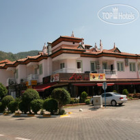 Imperial Apartments 