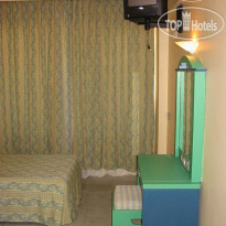 Asda Maris Hotel 