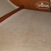 Yacht Charter Hotel