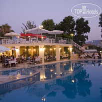 Hsc Hotel Ресторан и бар у бассейна