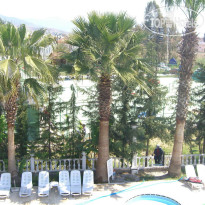 Cenk Bey Hotel Сад
