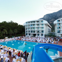 Ring Beach Hotel  5*