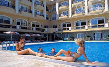 Beso beach hotel 4 турция кемер. Отель Бесо Кемер. Отель beso Beach Hotel 4*. Элит лайф 4 Авсаллар.