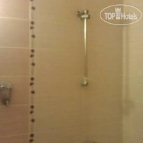 Rozz Hotel 2