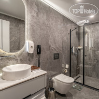 Awen Lara Hotel