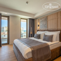 Awen Lara Hotel