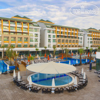 Бассейны в Port Nature Luxury Resort Hotel & Spa 5*