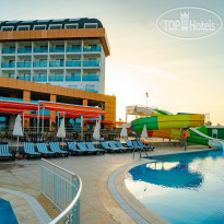Throne Beach Resort & Spa 