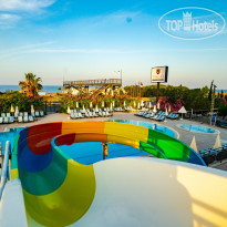 Throne Beach Resort & Spa 
