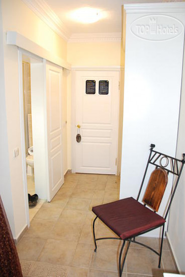 New photos from tourists Conny's Hotel