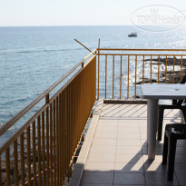 Yali Hotel