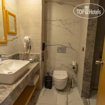 Alexia Resort & Spa Hotel Bathroom