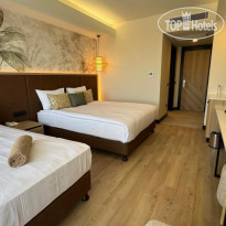 Vox Maris Resort