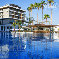 Открытый главный бассейн  в Acanthus & Cennet Barut Collection 5*