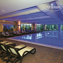 Commodore Elite Suites & Spa Indoor Swimming Pool