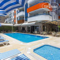 City Pool в Lonicera City 3*