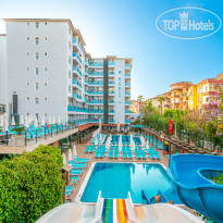Club Big Blue Suit Hotel