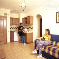 Amber Rose Apartment 