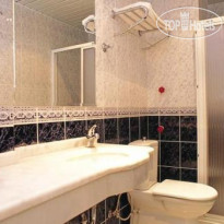 Amber Rose Apartment 