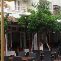 Mola Hotel 