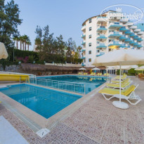 Catinsos Beach Garden Hotel 